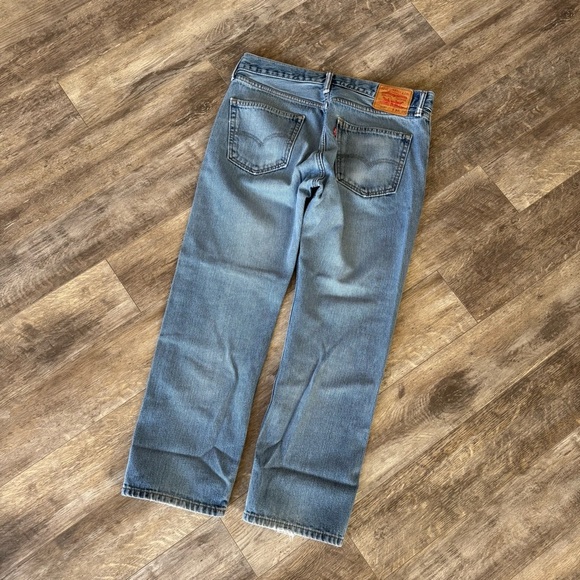 Levi's “Worn In” 505 Regular Fit Straight-Leg Jeans - Light Wash - 34x29 - Picture 7 of 13